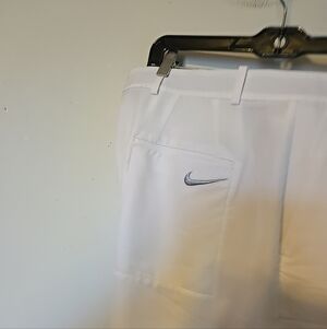 Nike Mens Shorts Golf 38x10 White Very Good Cond.